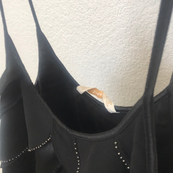 Multi-Layered Zara Tank Top With Silver Beads - Picture 4 of 6